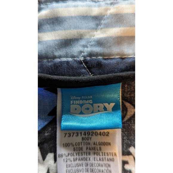 Disney Pixar Sz XS Faux Wrap Scrub Top Finding Dory RN, PEDS, VET Stretch Pocket - Picture 4 of 7